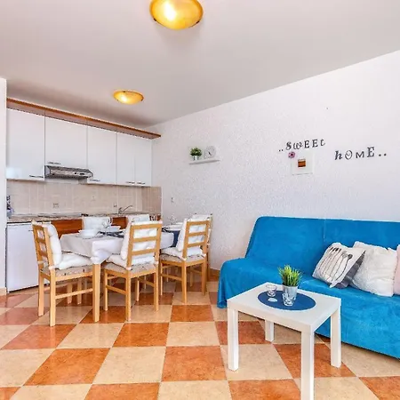 Apartment Mit Balkon Und Meerblick Crikvenica