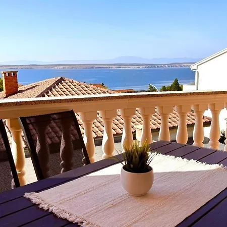 Mit Balkon Und Meerblick *